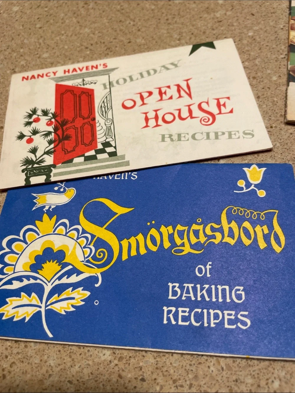Family of Desserts Cookbooklet - White